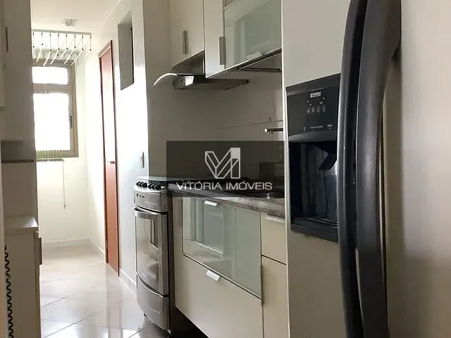 Apartamento 3 quartos e 3 banheiros, para alugar, no bairro Santa Lúcia em Vitória