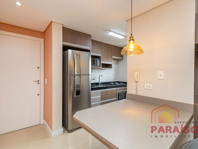 Apartamento 2 quartos e 2 banheiros, para alugar, no bairro Bacacheri em Curitiba