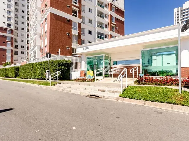Apartamento com 70m² 2 quartos e 2 banheiros, à venda, no bairro Campo Comprido em Curitiba