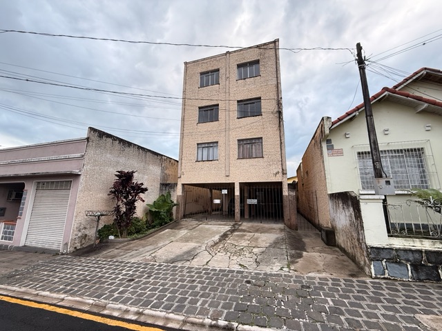 Apartamento com 2 dormitórios para venda e locação no centro de Ponta Grossa, venha aproveitar esta oportunidade!!!