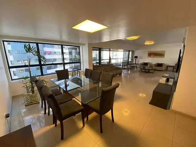 Apartamento 4 quartos e 4 banheiros, à venda, no bairro Graças em Recife