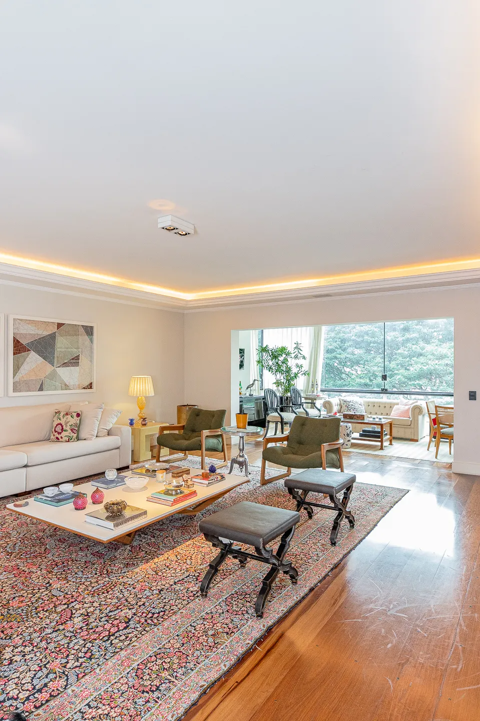 Apartamento para venda em Indianópolis com 4 quartos, sendo 3 suítes, 306m²
