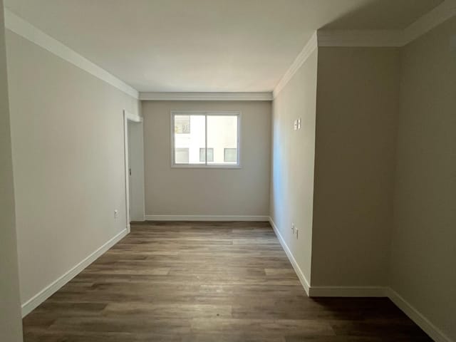 Apartamento com 190m² 4 quartos e 5 banheiros, à venda, no bairro Centro em Itapema