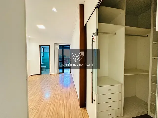 Apartamento 4 quartos e 4 banheiros, à venda, no bairro Praia do Canto em Vitória