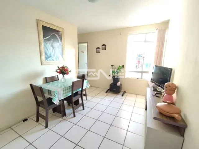 Apartamento 2 quartos e 1 banheiro, à venda, no bairro Gleba C em Camaçari