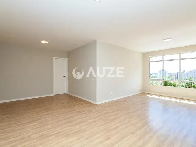 Apartamento com 107m² 3 quartos e 3 banheiros, à venda, no bairro Água Verde em Curitiba