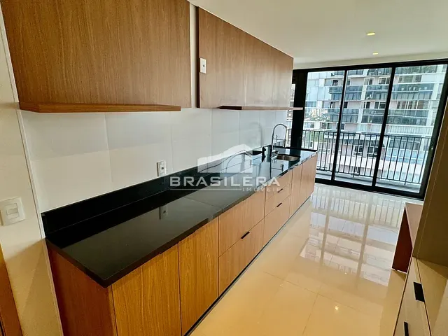 Apartamento 3 quartos e 4 banheiros, à venda, no bairro Setor Marista em Goiânia
