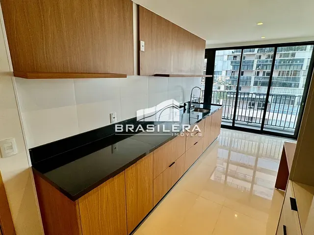 Apartamento 3 quartos e 4 banheiros, à venda, no bairro Setor Marista em Goiânia