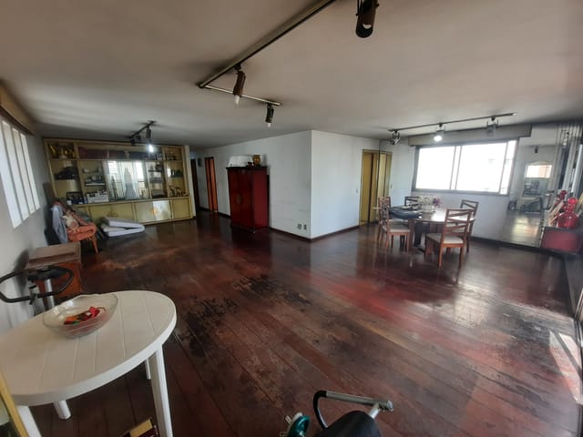 Foto do Apartamento - Amplo Apartamento, 220m², 3 Suites, 2 Vagas, à venda (ESTUDA PROPOSTA - R$ 6.318,00 o m² VALOR ABAIXO DO MERCADO PARA A REGIÃO),  Perdizes, São Paulo, SP | Sell Imóveis