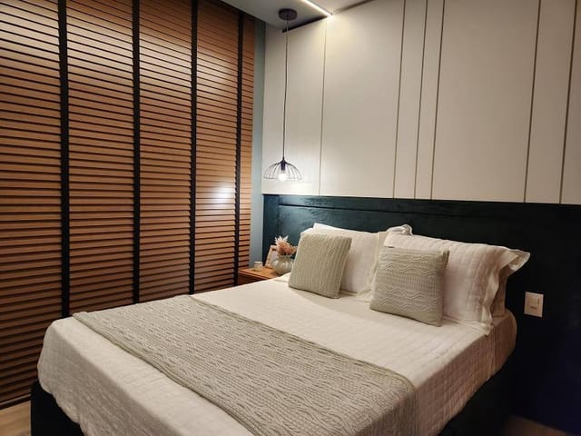 Apartamento com 138m² 4 quartos e 5 banheiros, à venda, no bairro Centro em Balneário Camboriú