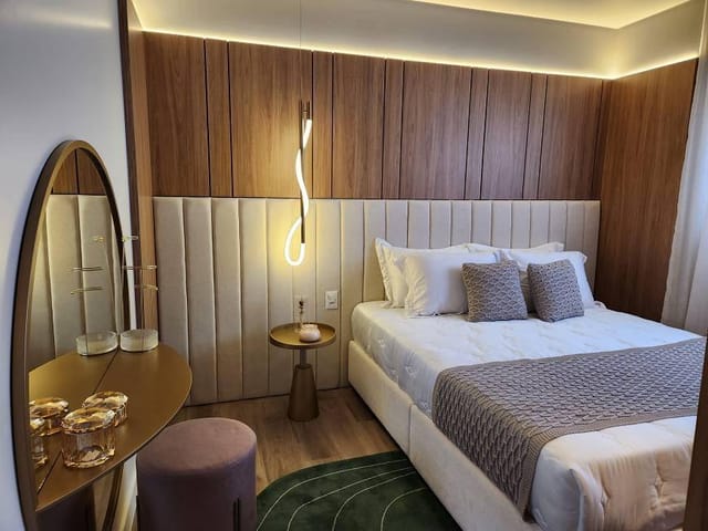 Apartamento com 138m² 4 quartos e 5 banheiros, à venda, no bairro Centro em Balneário Camboriú