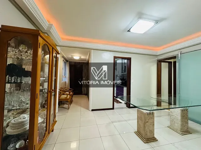 Apartamento 3 quartos e 3 banheiros, à venda, no bairro Praia do Canto em Vitória