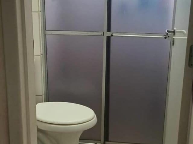Apartamento 2 quartos e 1 banheiro, à venda, no bairro Jardim Maria Celina em Londrina