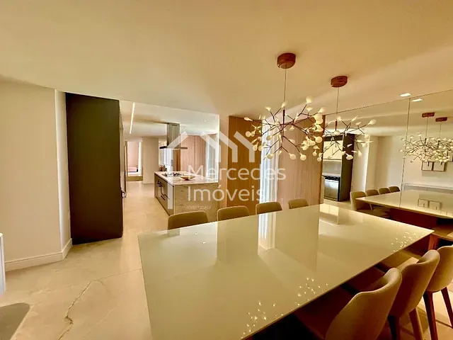 Apartamento 3 quartos e 4 banheiros, à venda, no bairro Praia Brava em Itajaí