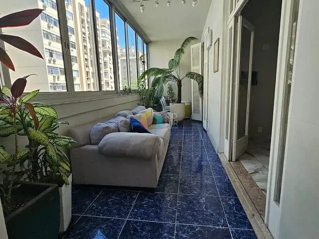 Apartamento com 130m² 2 quartos e 3 banheiros, à venda, no bairro Copacabana em Rio de Janeiro