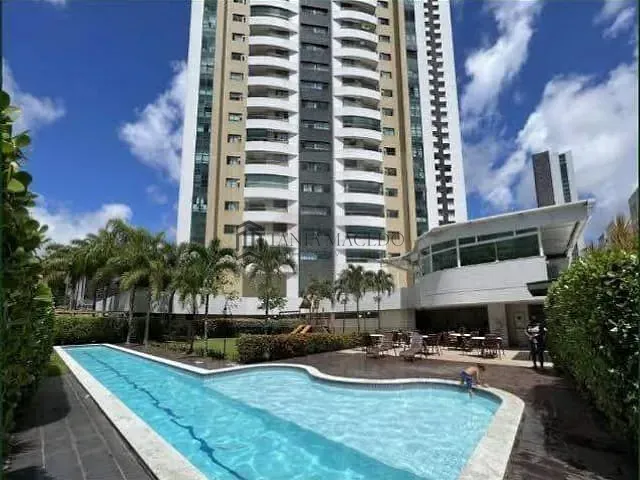 Apartamento com 208m² 3 quartos e 4 banheiros, à venda, no bairro Torre em Recife