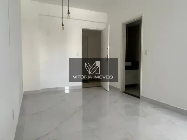 Apartamento 1 quarto e 1 banheiro, para alugar, no bairro Praia do Canto em Vitória