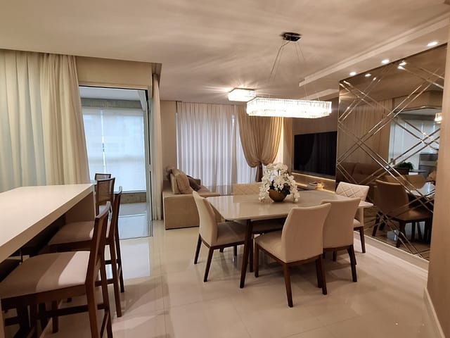 Apartamento com 165m² 3 quartos e 4 banheiros, à venda, no bairro Meia Praia em Itapema