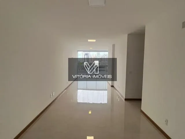 Apartamento com 99m² 3 quartos e 5 banheiros, à venda, no bairro Santa Lúcia em Vitória