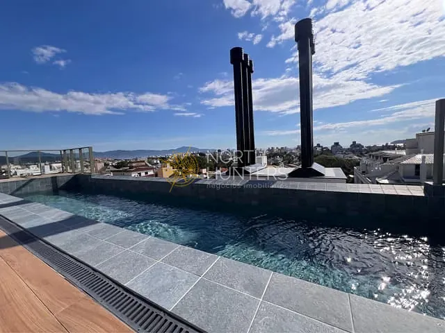 Apartamento com 90m² 1 quarto e 2 banheiros, à venda, no bairro Jurerê Internacional em Florianópolis