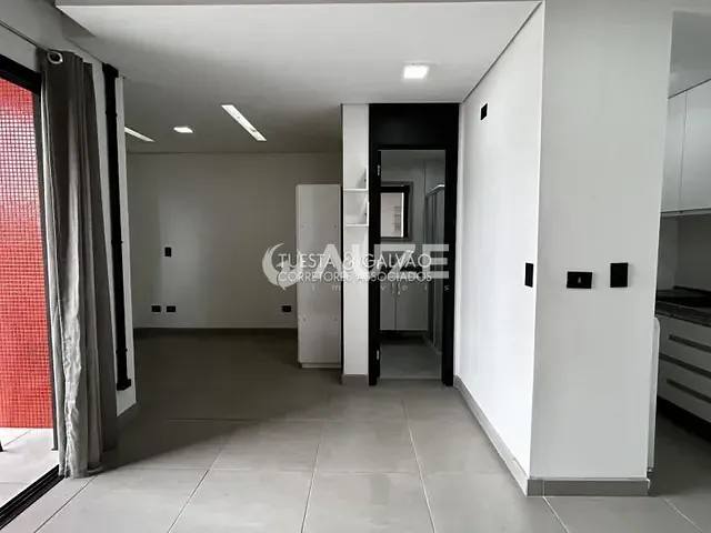 Apartamento com 42m² 1 quarto e 1 banheiro, para alugar, no bairro Rebouças em Curitiba