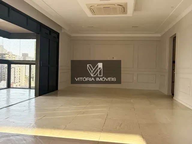 Apartamento com 240m² 4 quartos e 5 banheiros, à venda, no bairro Praia do Canto em Vitória