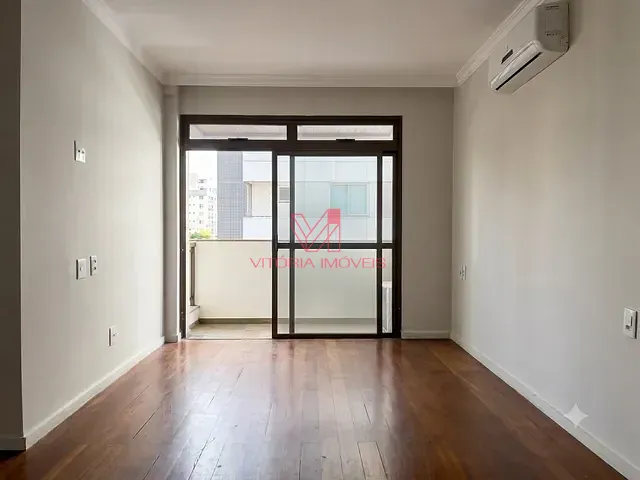 Apartamento com 240m² 4 quartos e 5 banheiros, à venda, no bairro Praia do Canto em Vitória