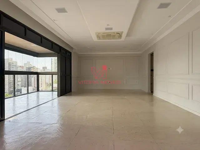 Apartamento com 240m² 4 quartos e 5 banheiros, à venda, no bairro Praia do Canto em Vitória