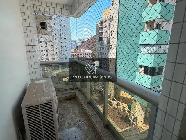 Apartamento 3 quartos e 2 banheiros, para alugar, no bairro Praia do Canto em Vitória