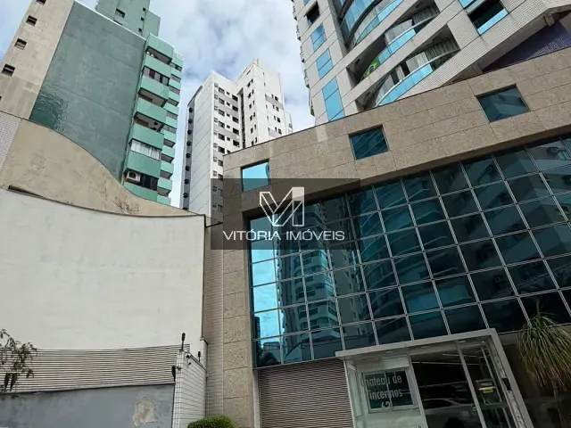 Apartamento 3 quartos e 2 banheiros, para alugar, no bairro Praia do Canto em Vitória