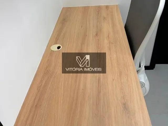 Apartamento 1 quarto e 1 banheiro, para alugar, no bairro Barro Vermelho em Vitória