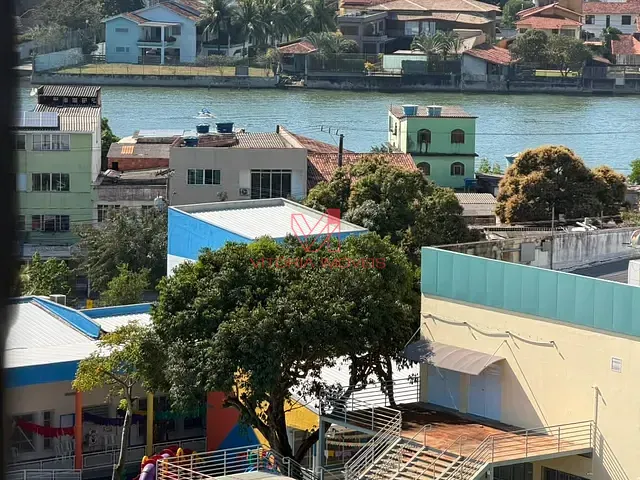 Apartamento 1 quarto e 1 banheiro, para alugar, no bairro Barro Vermelho em Vitória