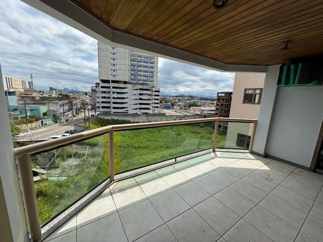 Apartamento 4 quartos e 3 banheiros, à venda, no bairro Cajueiros em Macaé