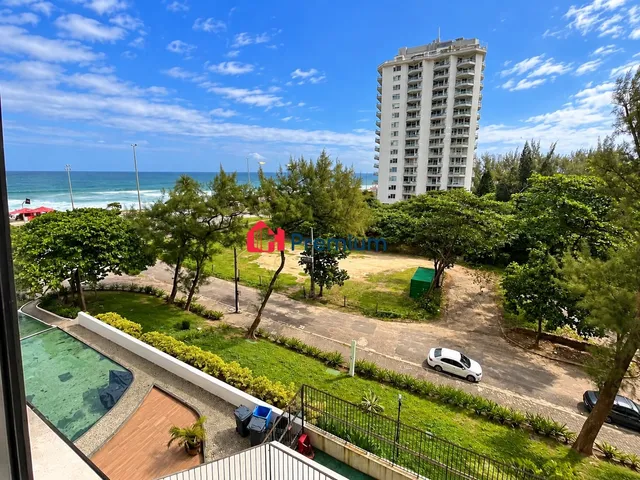 Apartamento 2 quartos e 2 banheiros, à venda, no bairro Barra da Tijuca em Rio de Janeiro