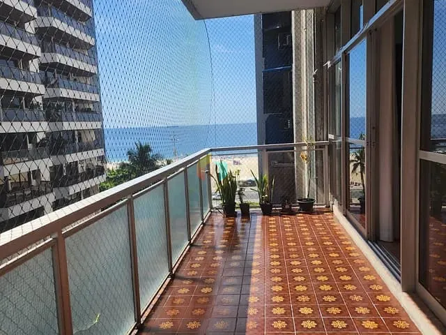 Apartamento com 245m² 4 quartos e 4 banheiros, à venda, no bairro Copacabana em Rio de Janeiro