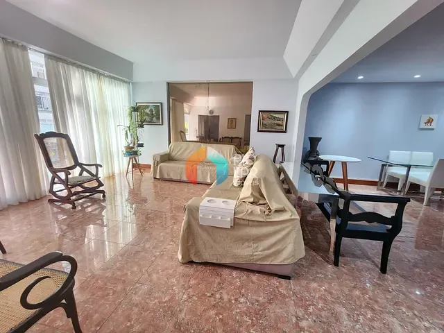 Apartamento com 245m² 4 quartos e 4 banheiros, à venda, no bairro Copacabana em Rio de Janeiro