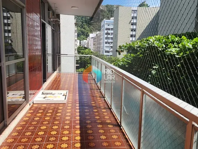 Apartamento com 245m² 4 quartos e 4 banheiros, à venda, no bairro Copacabana em Rio de Janeiro