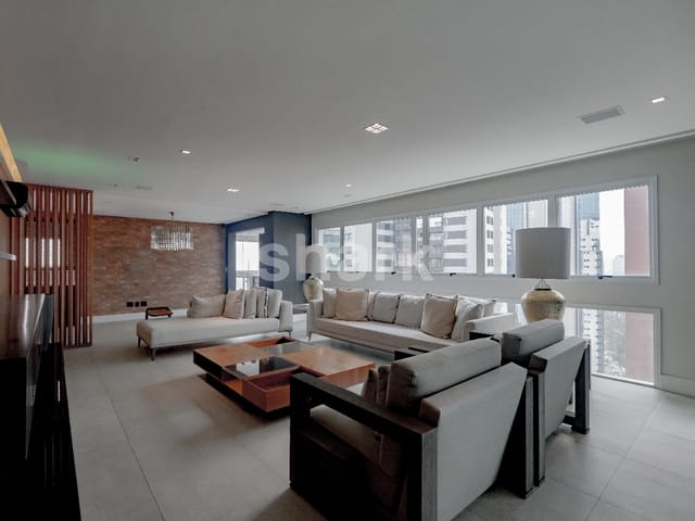 Apartamento com 253m² 3 quartos e 5 banheiros, à venda, no bairro Alphaville Centro Industrial e Empresarial/Alphaville. em Barueri