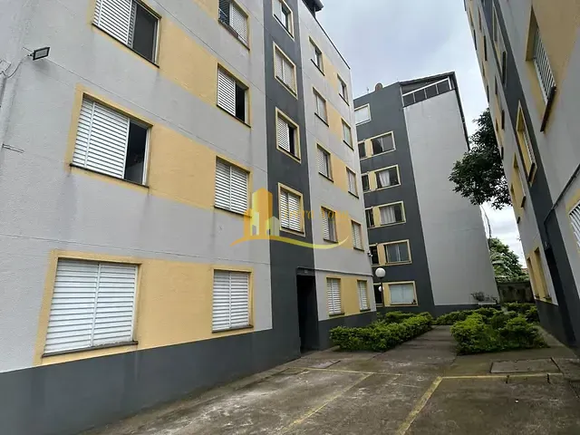 Apartamento 3 quartos e 2 banheiros, à venda, no bairro Vila Carmosina em São Paulo