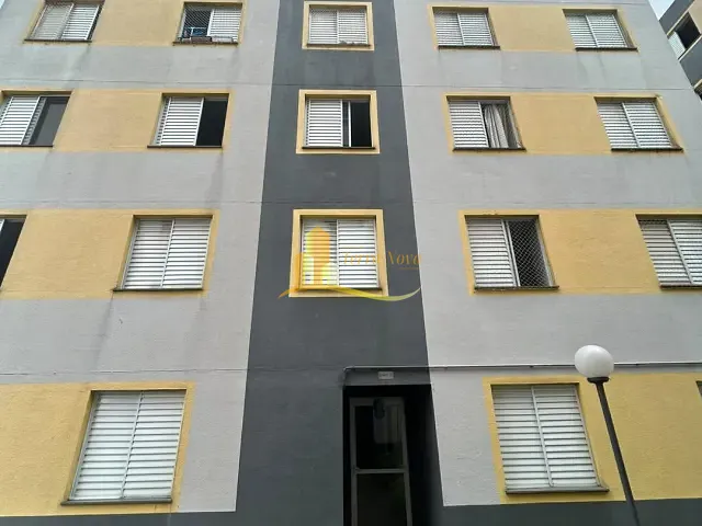 Apartamento 3 quartos e 2 banheiros, à venda, no bairro Vila Carmosina em São Paulo