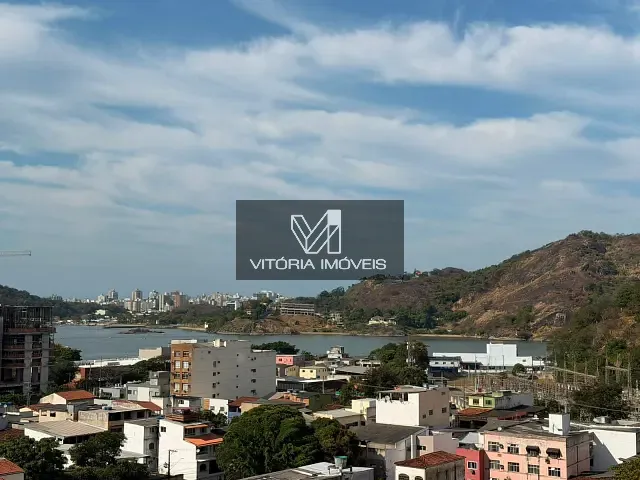 Apartamento 2 quartos e 2 banheiros, para alugar, no bairro Praia do Suá em Vitória
