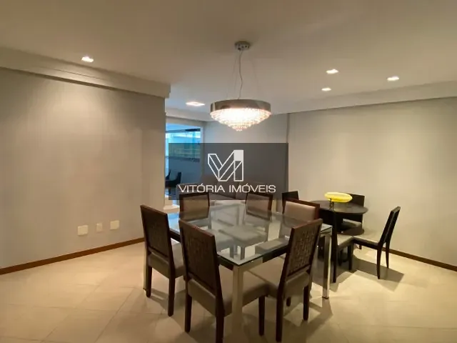 Apartamento com 140m² 4 quartos e 3 banheiros, à venda, no bairro Praia do Canto em Vitória
