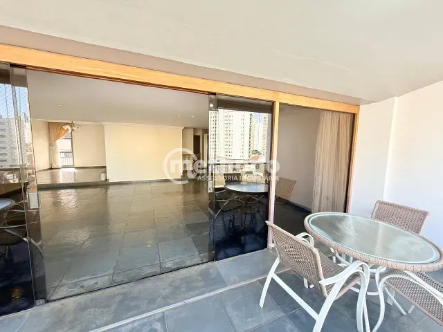 Apartamento com 210m² 5 quartos e 5 banheiros, à venda, no bairro Cambuí em Campinas