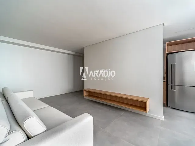Apartamento 2 quartos e 2 banheiros, para alugar, no bairro Centro em Itajaí