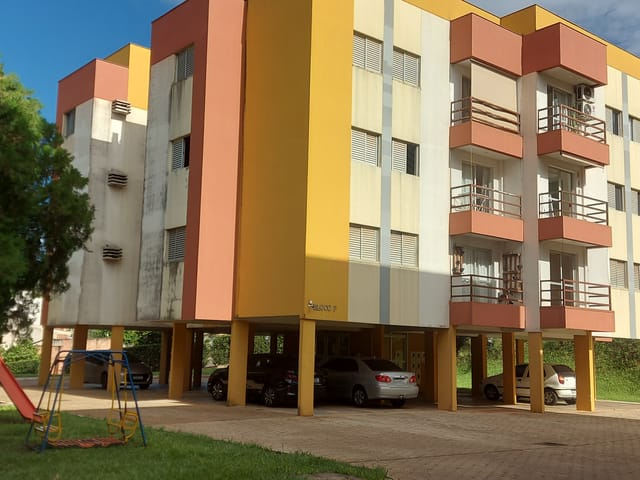Apartamento 3 quartos e 2 banheiros, à venda, no bairro Conjunto Residencial Itamaraty em Londrina