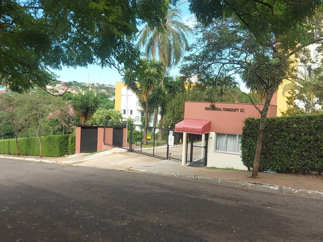 Apartamento 3 quartos e 2 banheiros, à venda, no bairro Conjunto Residencial Itamaraty em Londrina