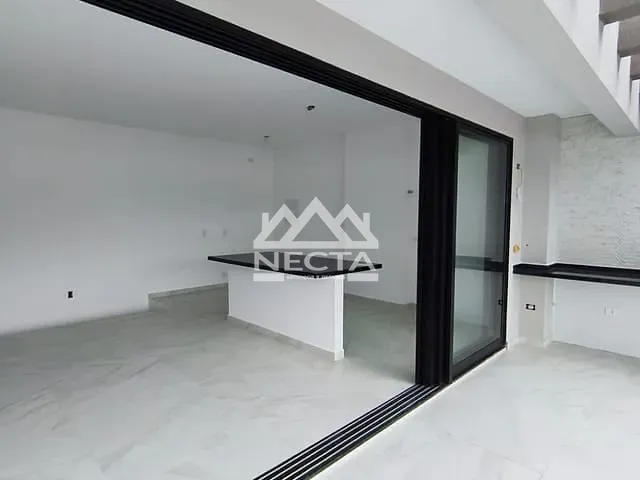 Apartamento com 205m² 3 quartos e 3 banheiros, à venda, no bairro Indaiá em Caraguatatuba