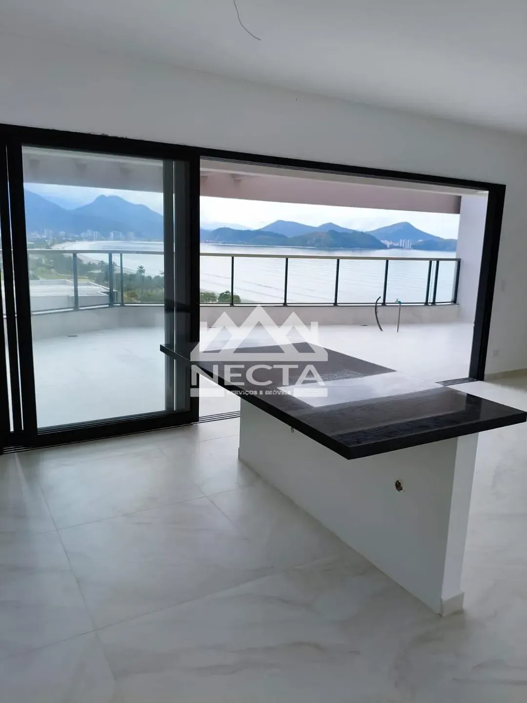 Apartamento, 3 quartos, 205 m² - Foto 2