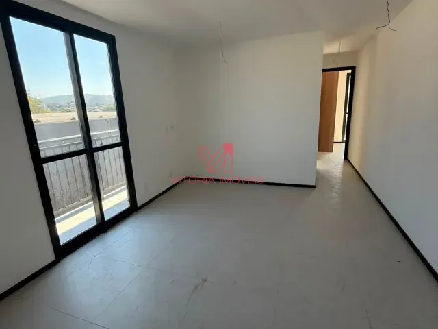 Apartamento 2 quartos e 1 banheiro, para alugar, no bairro Barro Vermelho em Vitória