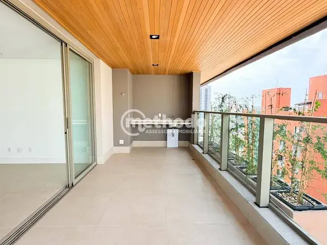 Apartamento com 1729m² 3 quartos e 3 banheiros, à venda, no bairro Cambuí em Campinas